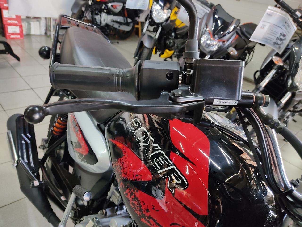 Обзор мотоцикла Bajaj Boxer 150 X дисковый передний тормоз