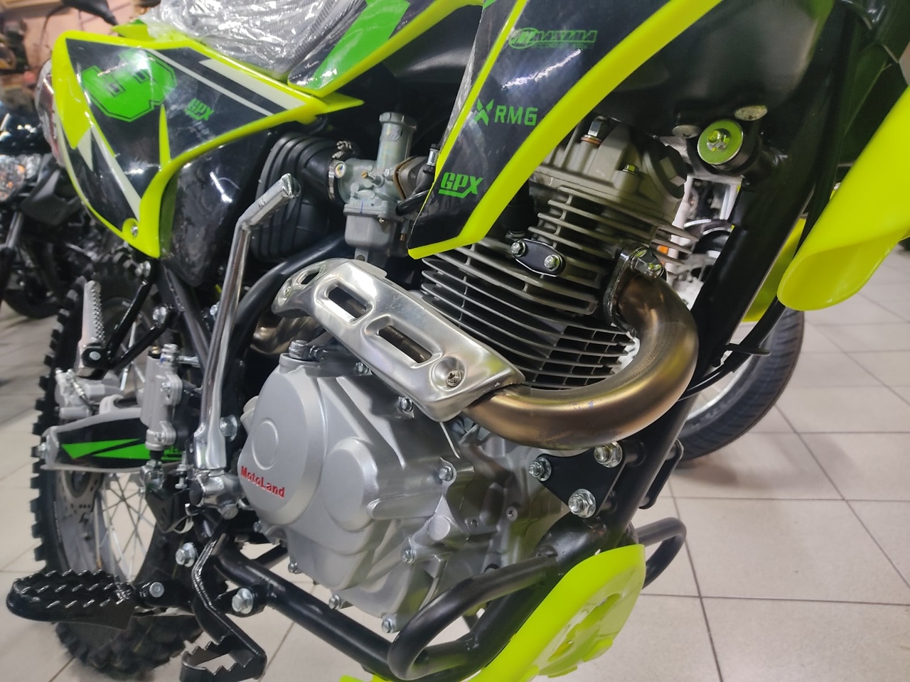 Обзор мотоцикла Motoland XR250 выхлопная система из нержавеющей стали gpx racing (1)