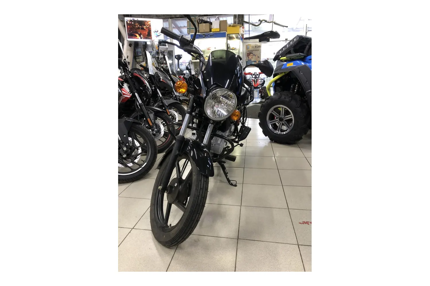 Мотоцикл Bajaj Boxer BM 150 черно-серый 10