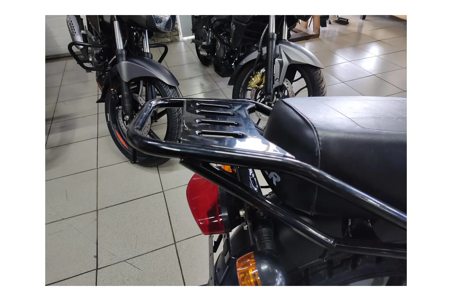 Мотоцикл Bajaj Boxer BM 150 X Disc 5 передач черный 10
