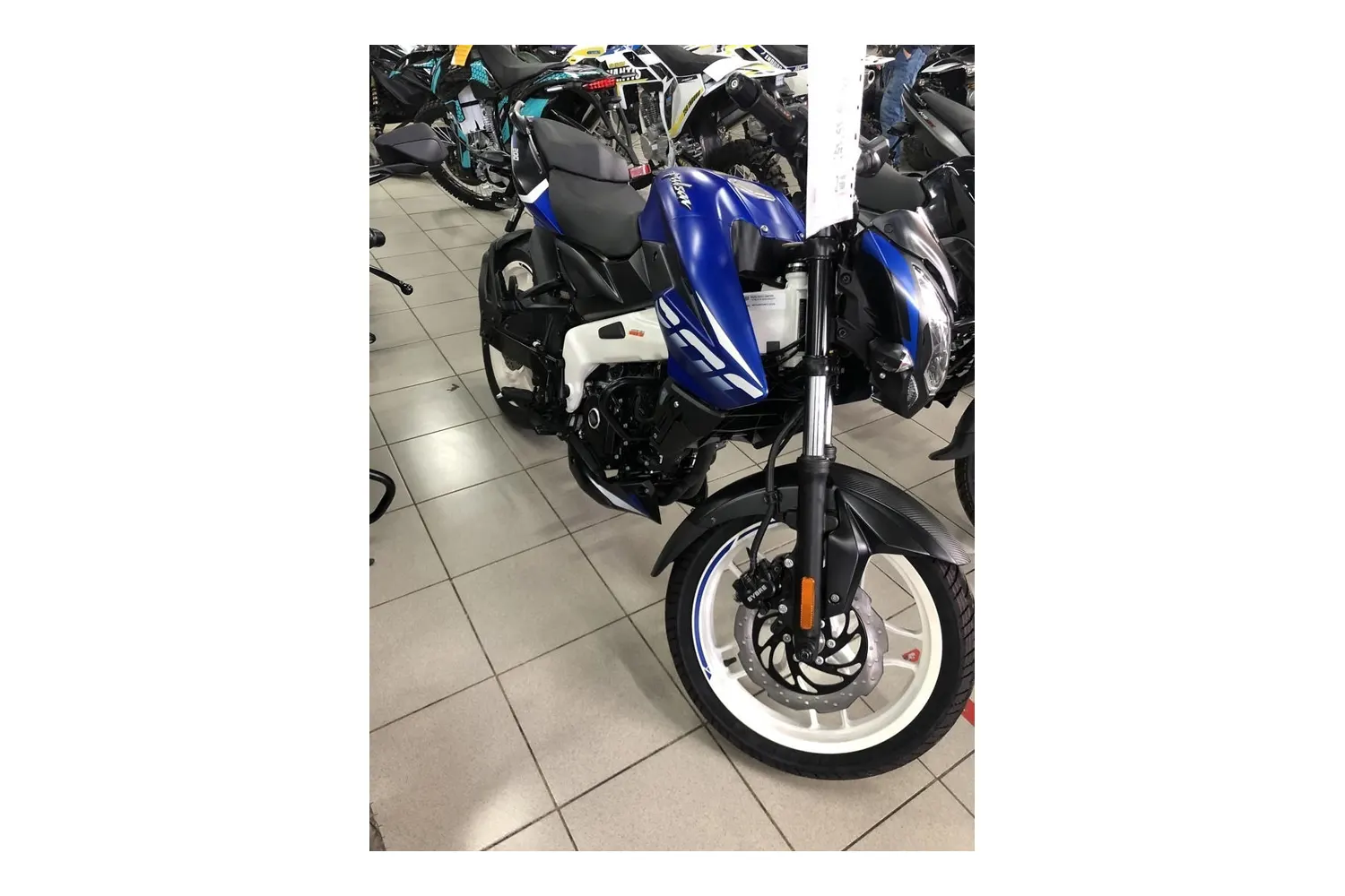 Мотоцикл Bajaj Pulsar 200NS BSIV синий 12