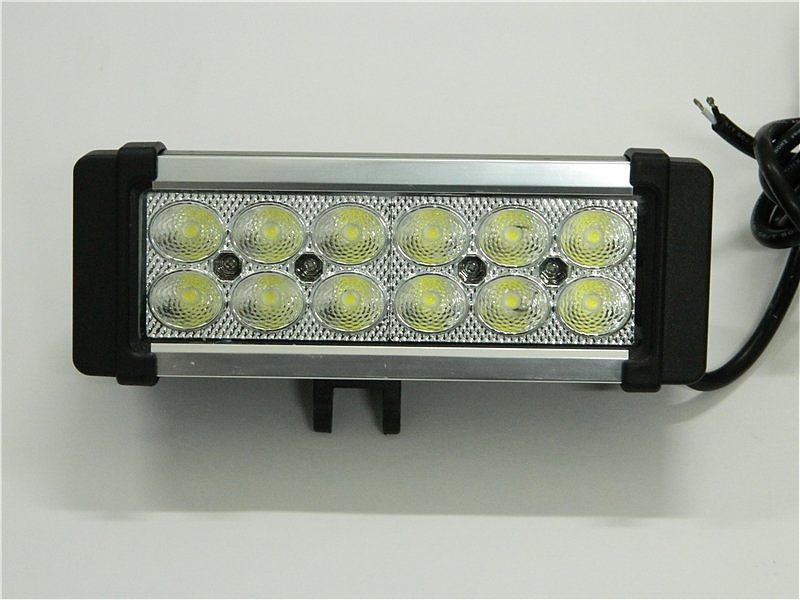 Дополнителный свет LED 12*3W    LB-136 - alexmotorsspb.ru